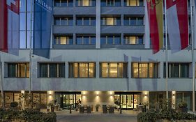 Hilton Geneva Hotel And Conference Centre